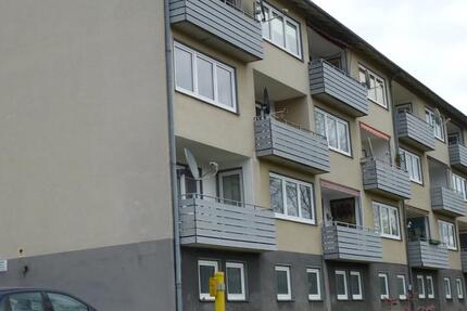 57.04 Schöne 4 ZKB Wohnung Schaffhauser Str. 17 in Blumberg zimmer