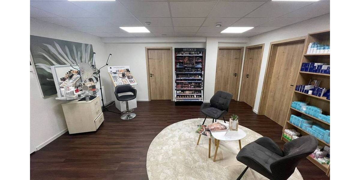 Gewerbeobjekt Albstadt Ebingen - 5 Zimmer, 730&euro; | Angebot:25684932