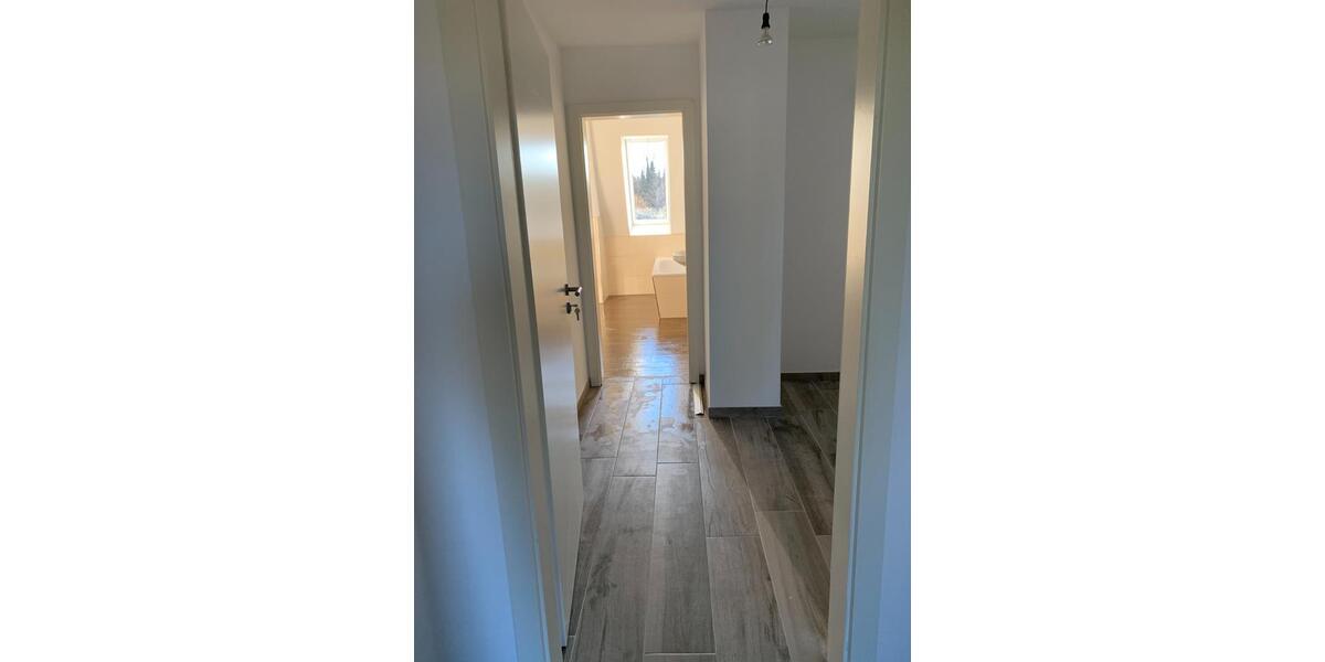 Dachgeschoßwohnung Dötlingen - 3 Zimmer, 85 m&sup2;, 800&euro; | Angebot:25567958