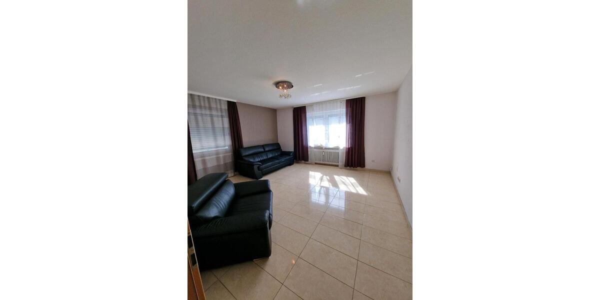 Etagenwohnung Pohlheim - 3 Zimmer, 98 m&sup2;, 1.200&euro; | Angebot:26049620