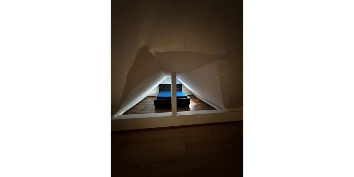 Dachgeschoßwohnung Höpfingen - 2 Zimmer, 60 m&sup2;, 600&euro; | Angebot:26122263