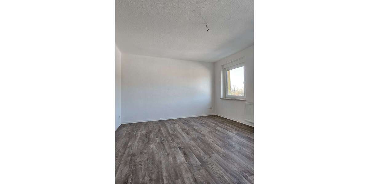 Etagenwohnung Hartha - 3 Zimmer, 71 m&sup2;, 440&euro; | Angebot:24990052