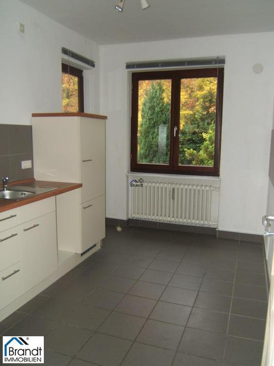 Attraktive AltbauWohnung am Rande der Stadt!