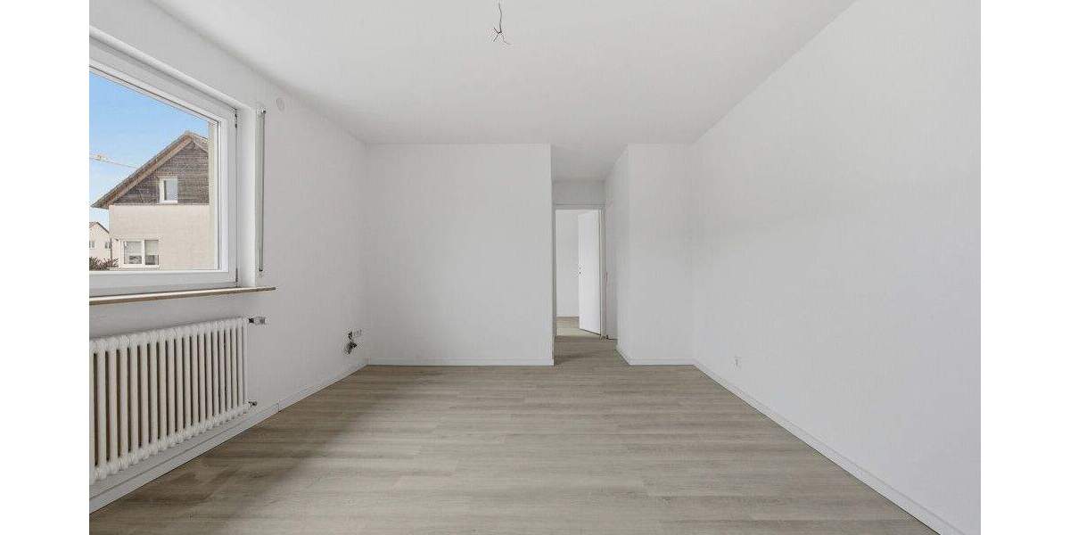 Wohnen zum Wohlfühlen - frisch sanierte 3-Zimmer-Wohnung mit Balkon & Gartenanteil 3 zimmer