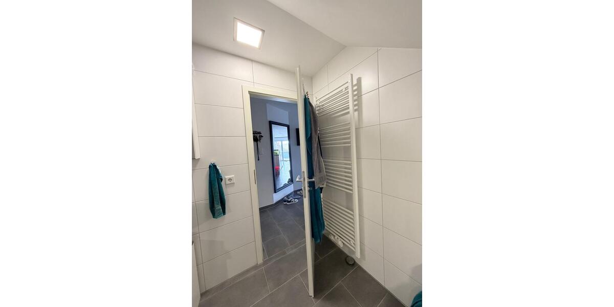 Dachgeschoßwohnung Möhnesee - 2 Zimmer, 83 m&sup2;, 1.110&euro; | Angebot:25903101