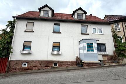 Haus Niedenstein - 6 Zimmer, 145 m&sup2;, 800&euro; | Angebot:26572697