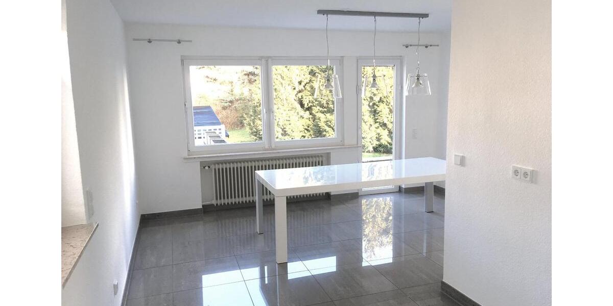 Erdgeschoßwohnung Euskirchen Dom-Esch - 3 Zimmer, 100 m&sup2;, 1.350&euro; | Angebot:26614601