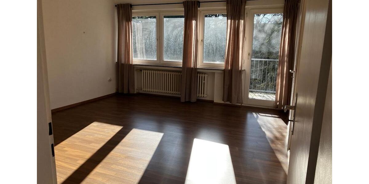 Etagenwohnung Moers - 1 Zimmer, 35 m&sup2;, 300&euro; | Angebot:25253353