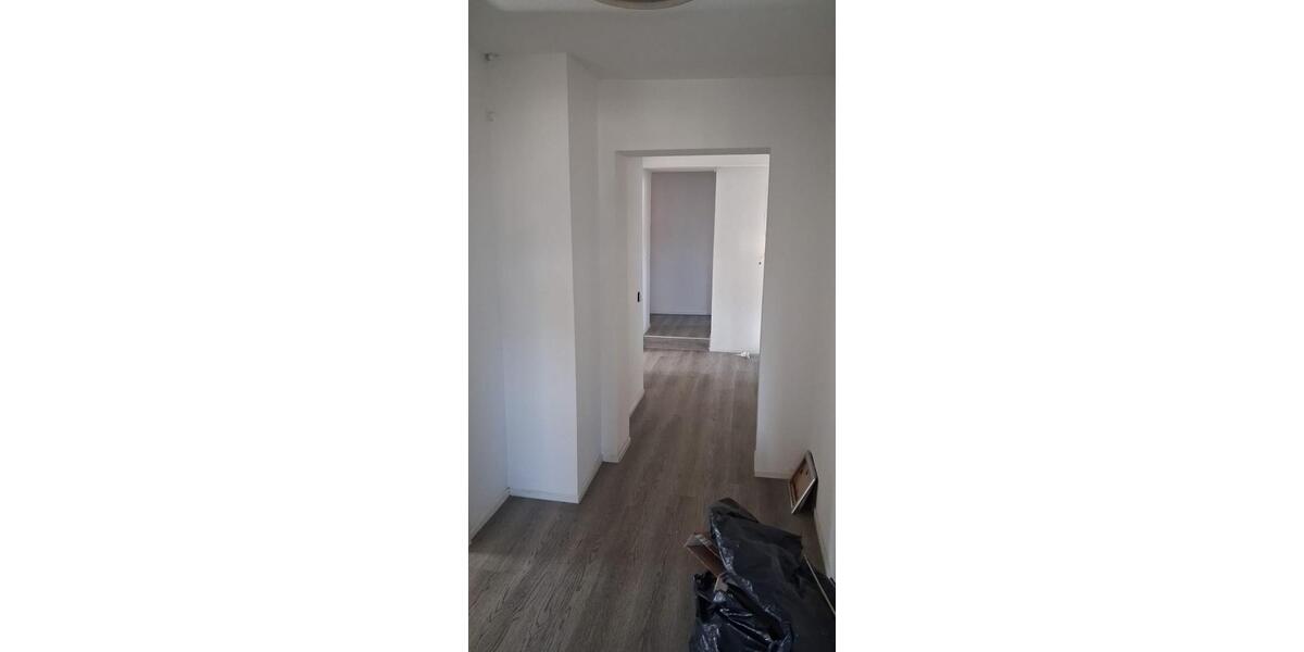 Etagenwohnung Steinen - 4 Zimmer, 110 m&sup2;, 1.300&euro; | Angebot:25046523