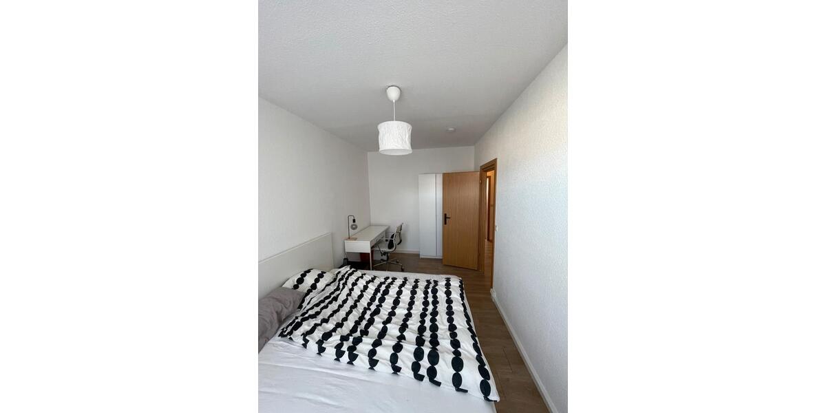 Etagenwohnung Neubrandenburg - 3 Zimmer, 70 m&sup2;, 540&euro; | Angebot:26672012