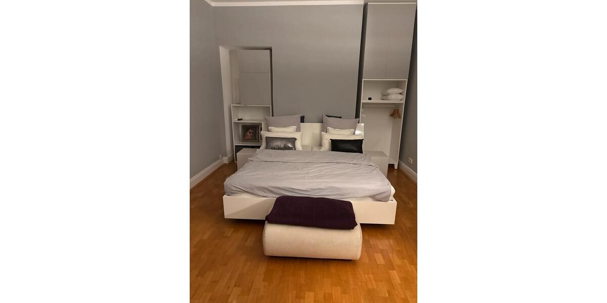 Wohnen auf Zeit Düsseldorf - 1 Zimmer, 20 m&sup2;, 600&euro; | Angebot:24843243