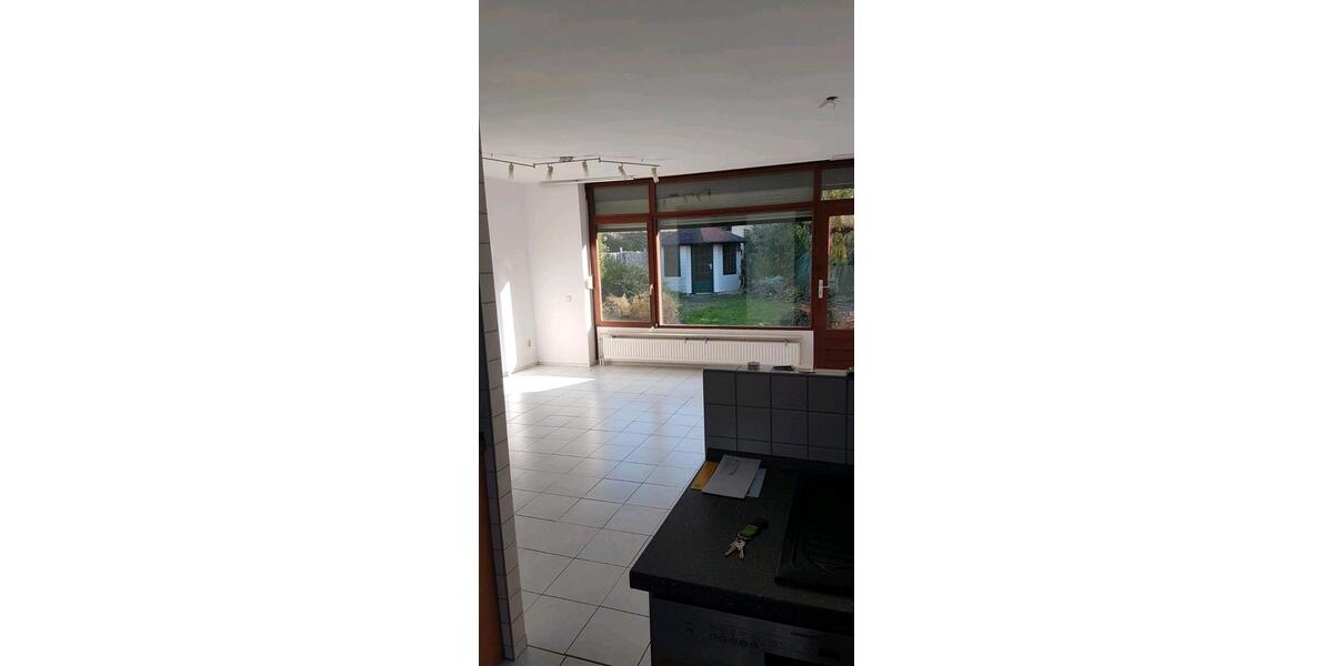 Doppelhaushälfte Erftstadt - 5 Zimmer, 120 m&sup2;, 1.400&euro; | Angebot:24314068