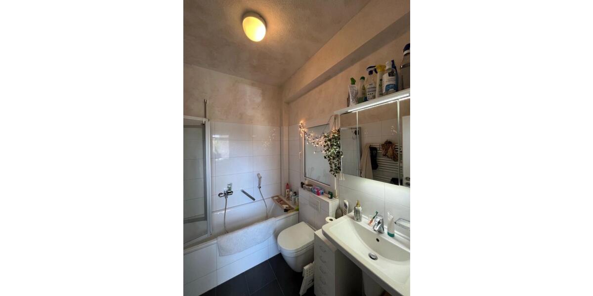 Wohnen auf Zeit Mönchengladbach Nord - 3 Zimmer, 130 m&sup2;, 770&euro; | Angebot:25922897