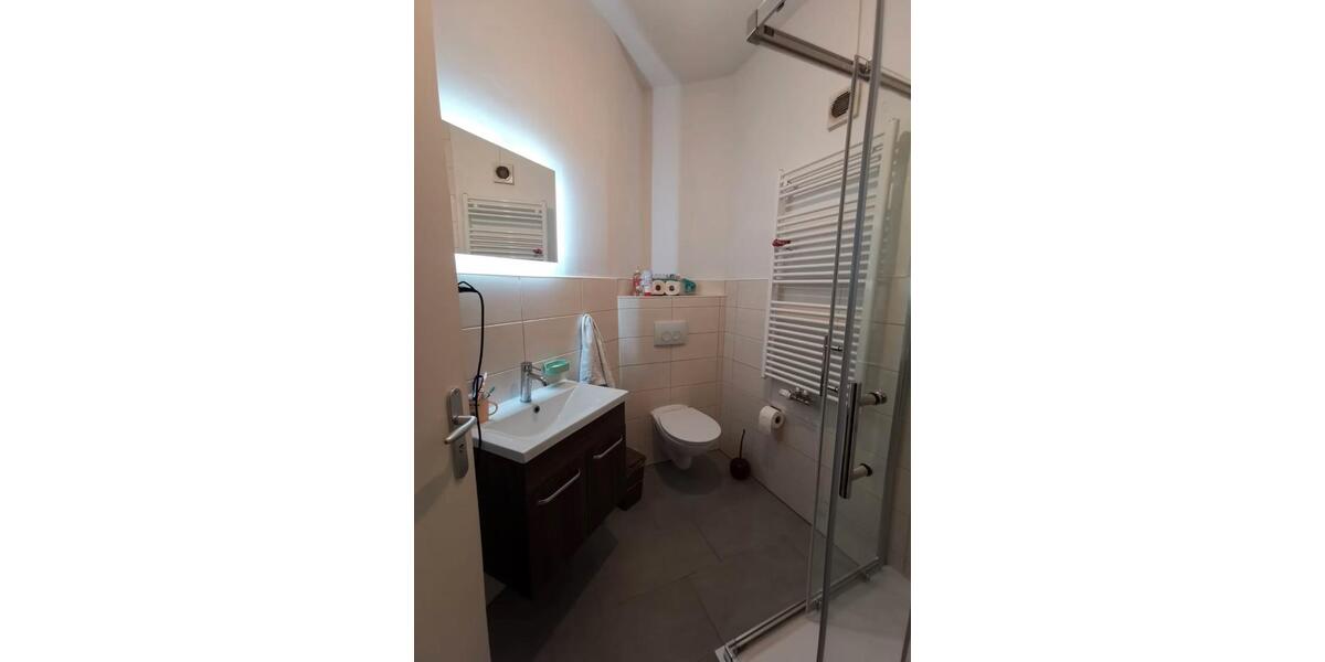 Erdgeschoßwohnung Cottbus - 1 Zimmer, 40 m&sup2;, 400&euro; | Angebot:26653094