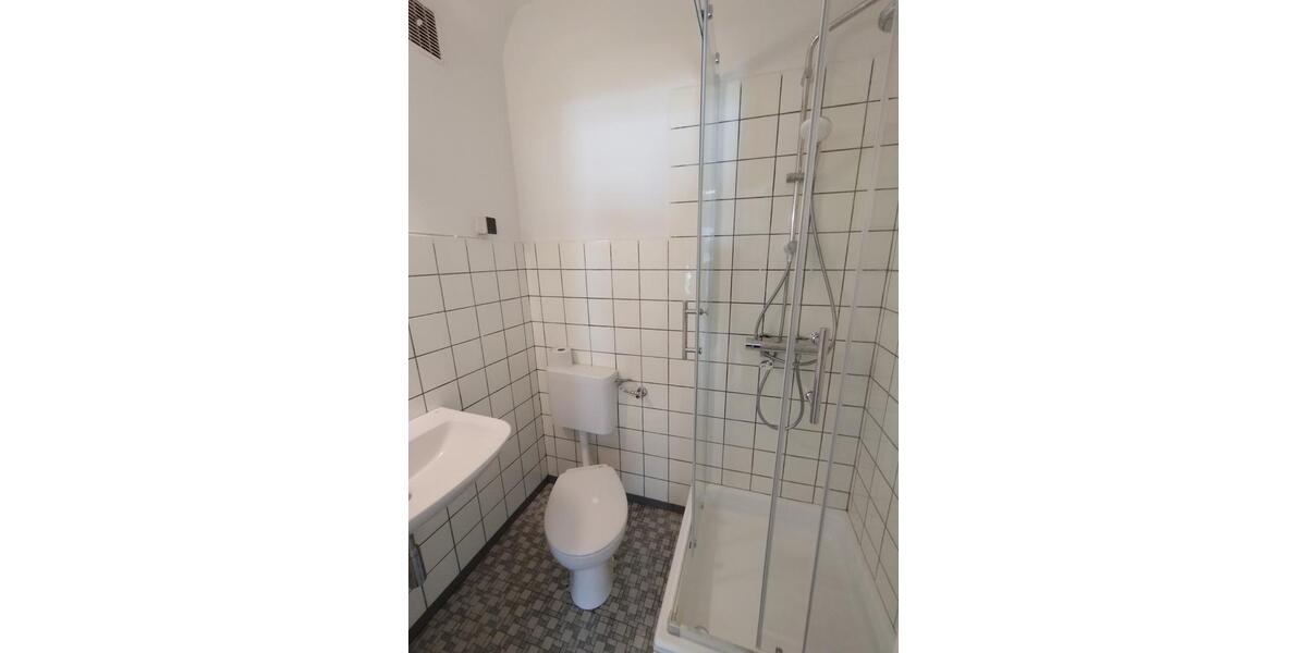 Erdgeschoßwohnung Bad Herrenalb - 3 Zimmer, 119 m&sup2;, 1.195&euro; | Angebot:21622793