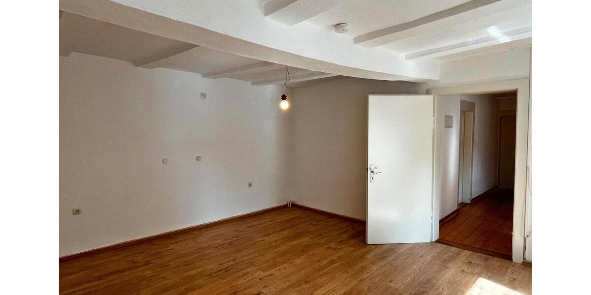 Einfamilienhaus Waldkappel - 4 Zimmer, 130 m&sup2;, 1.100&euro; | Angebot:26215930