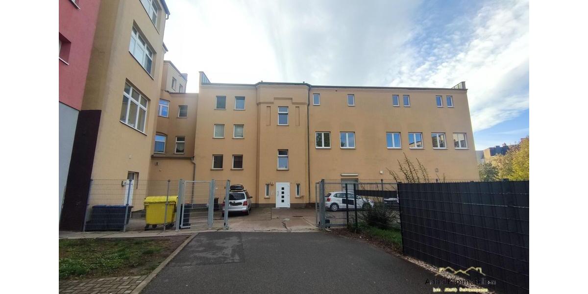 Dachgeschoßwohnung Bitterfeld-Wolfen Bitterfeld - 3 Zimmer, 96 m&sup2;, 624&euro; | Angebot:25887245