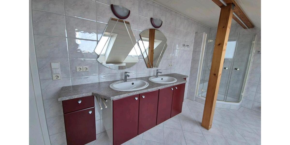 Dachgeschosswohnung ab MärzApril in Stutensee Staffort 2 zimmer