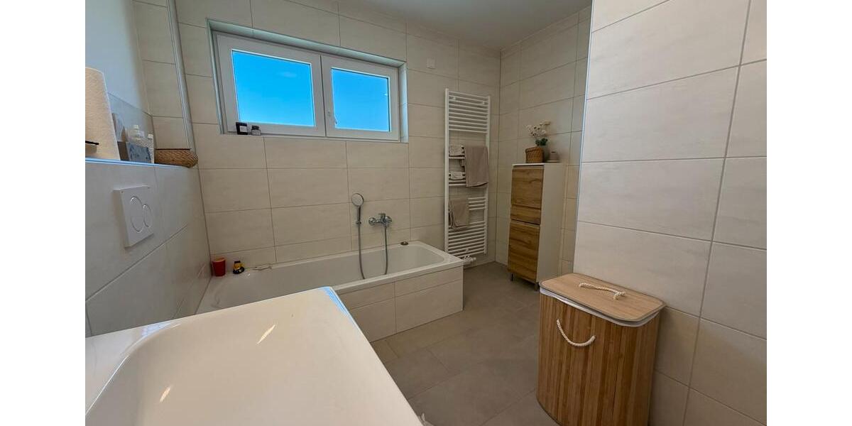 Etagenwohnung Frensdorf - 3 Zimmer, 94 m&sup2;, 1.150&euro; | Angebot:26310207