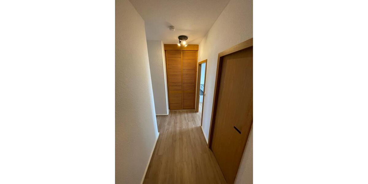 Etagenwohnung Neubrandenburg - 3 Zimmer, 70 m&sup2;, 540&euro; | Angebot:26672012
