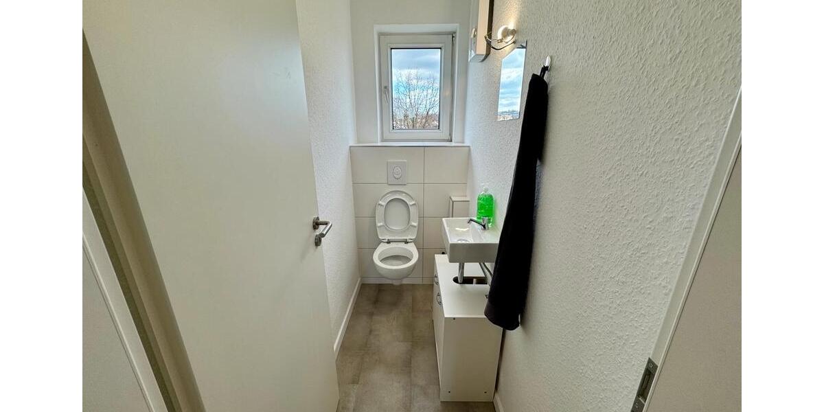 Dachgeschoßwohnung Wuppertal Gemarkung Langerfeld - 3 Zimmer, 86 m&sup2;, 15&euro; | Angebot:26701949