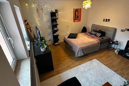 1-Zimmer-Wohnung mit Stellplatz 1 zimmer