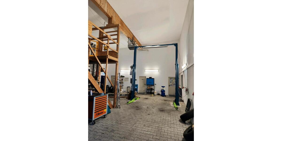 Gewerbeobjekt Burghausen - 1.300&euro; | Angebot:25397170