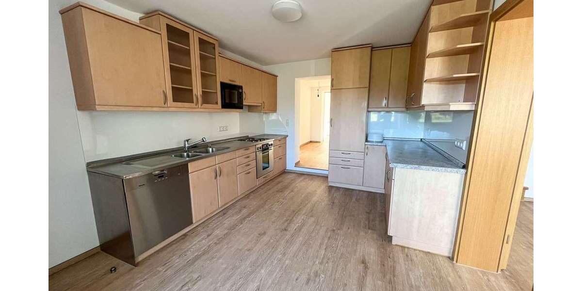 Etagenwohnung Baiersbronn - 4 Zimmer, 89 m&sup2;, 690&euro; | Angebot:27109343