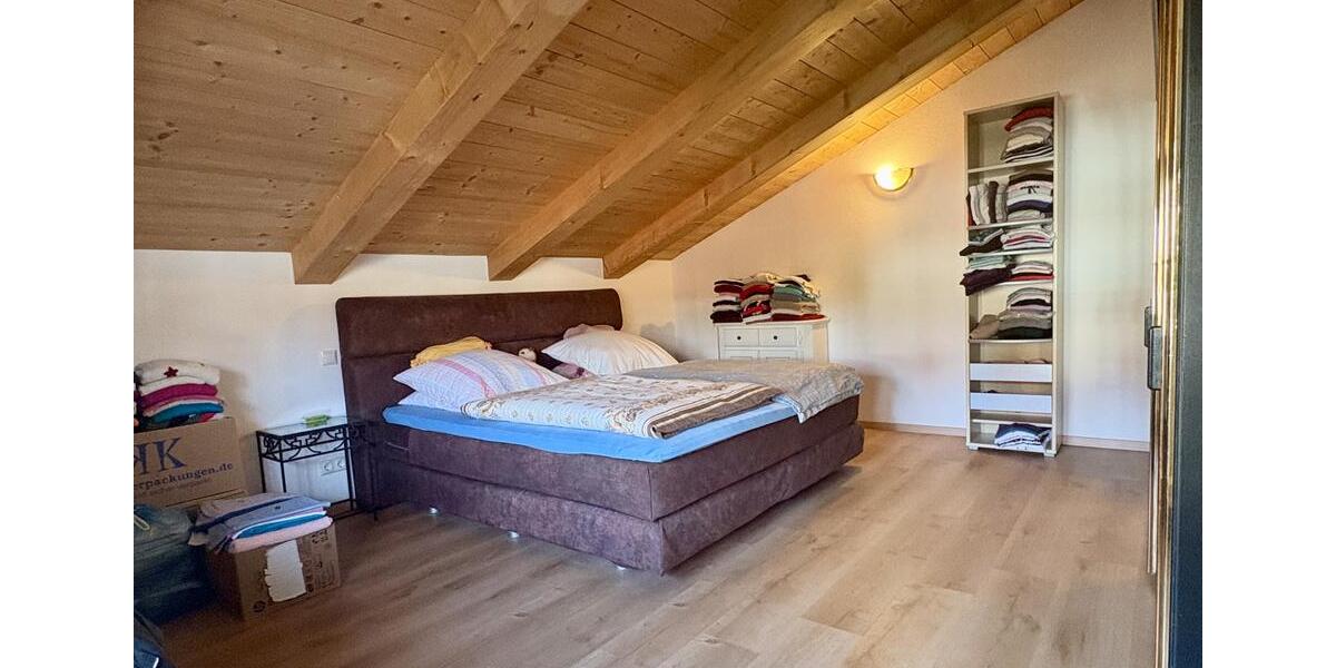 Doppelhaushälfte Bad Tölz - 4 Zimmer, 150 m&sup2;, 2.100&euro; | Angebot:25362103
