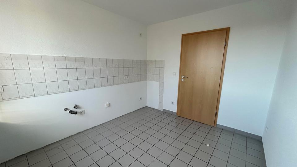 Etagenwohnung Gnoien - 2 Zimmer, 73 m&sup2;, 480&euro; | Angebot:23565803