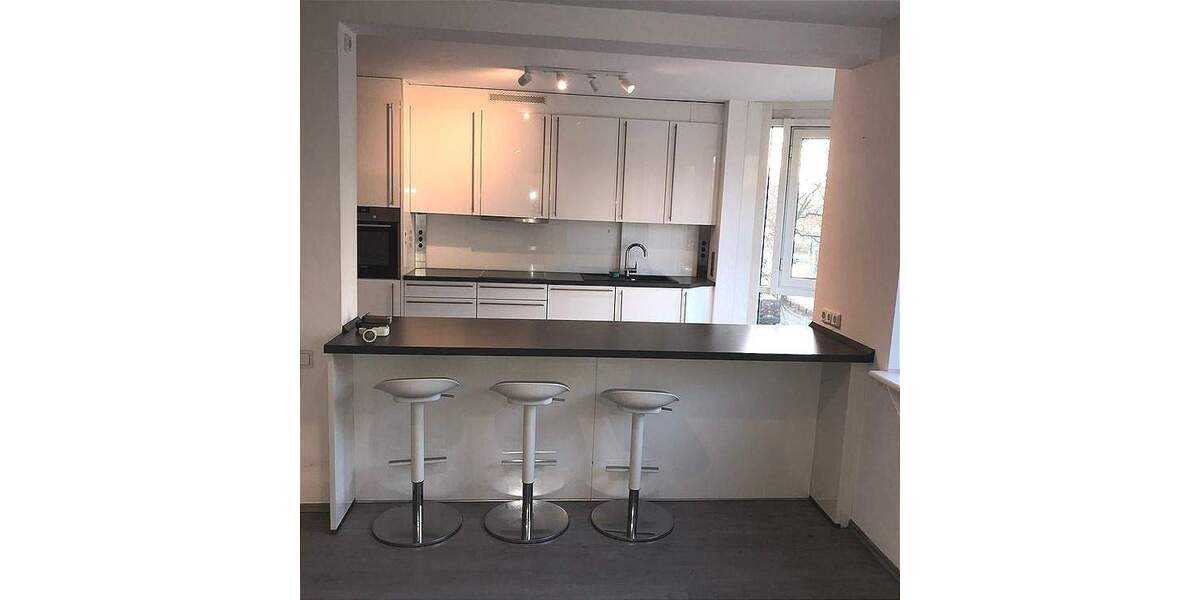 Etagenwohnung Hamburg Uhlenhorst - 3 Zimmer, 121 m&sup2;, 2.600&euro; | Angebot:25778932