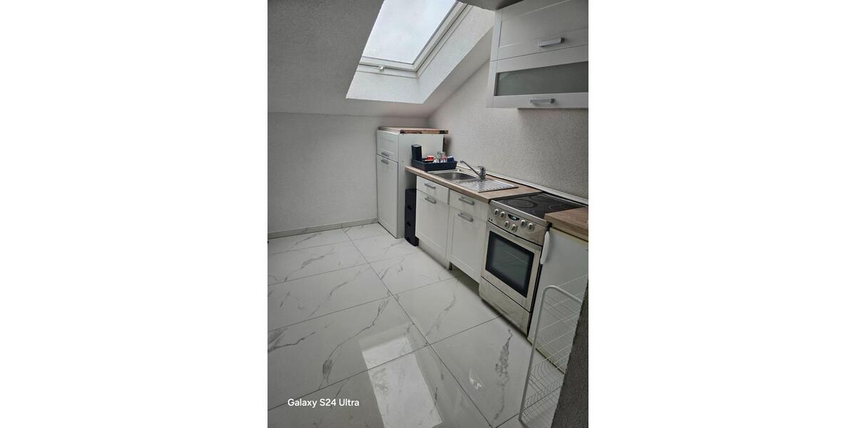 Dachgeschoßwohnung Hildburghausen - 3 Zimmer, 75 m&sup2;, 750&euro; | Angebot:25989732