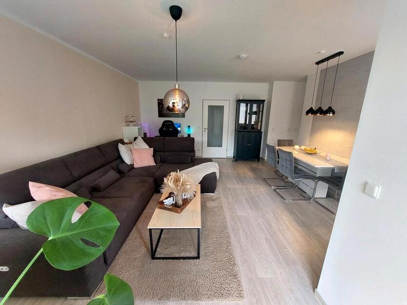 Nachmieter für 2-Raum Wohnung ca. 70 m² ab spätestens 01.11.25