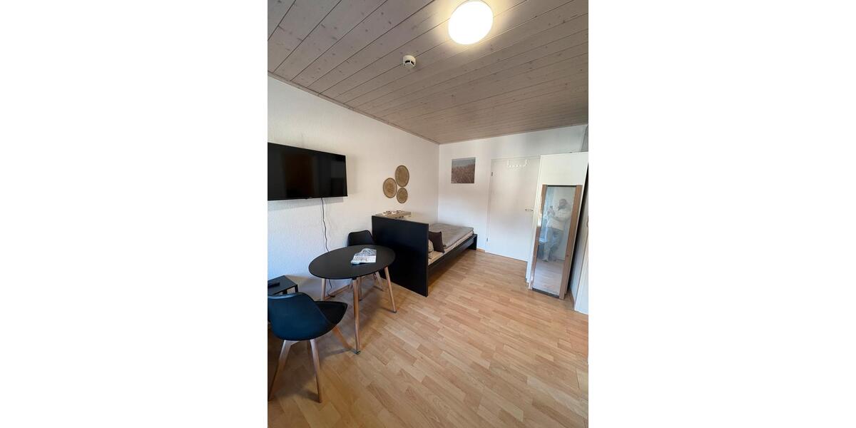 Wohnen auf Zeit Sindelfingen Darmsheim - 20 Zimmer, 400 m&sup2;, 25&euro; | Angebot:19911746