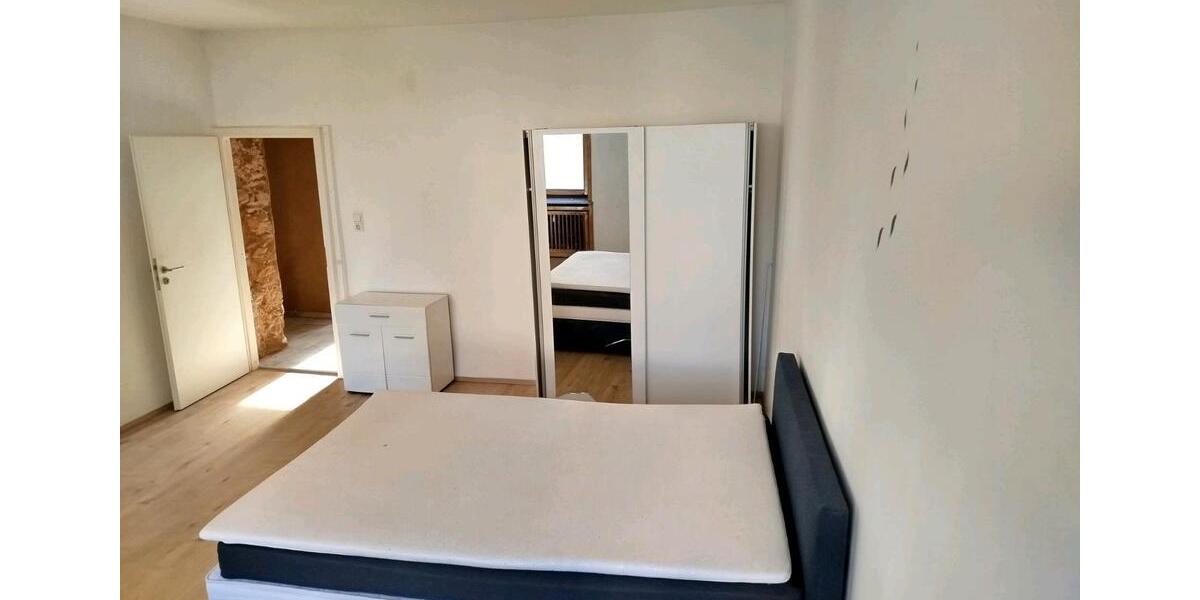 Wohnen auf Zeit Saarbrücken Dudweiler - 1 Zimmer, 25 m&sup2;, 250&euro; | Angebot:26384054