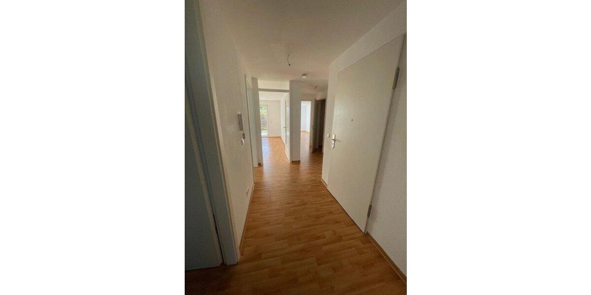 Erdgeschoßwohnung Rottenburg am Neckar - 3 Zimmer, 80 m&sup2;, 1.080&euro; | Angebot:26534644