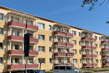 Wohnung Malchin - 3 Zimmer, 56 m&sup2;, 340&euro; | Angebot:26445248