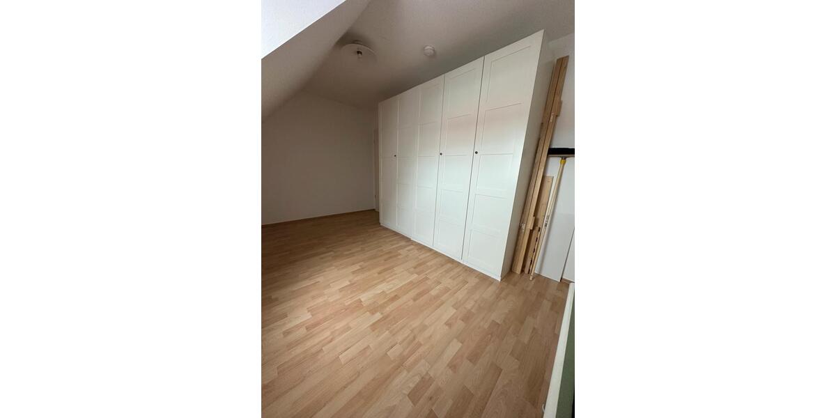 Etagenwohnung Neustadt an der Donau - 4.5 Zimmer, 115 m&sup2;, 1.230&euro; | Angebot:26042060