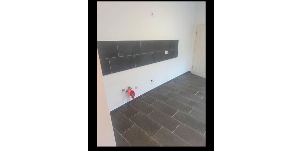 Erdgeschoßwohnung Krefeld Bockum - 2 Zimmer, 98 m&sup2;, 1.045&euro; | Angebot:24391238