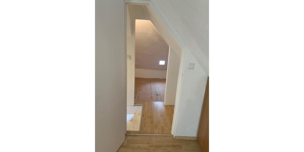 Dachgeschoßwohnung Fränkisch-Crumbach Crumbach - 3 Zimmer, 70 m&sup2;, 730&euro; | Angebot:25647153