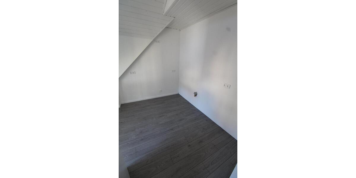 Maisonettenwohnung Burgstädt - 3 Zimmer, 84 m&sup2;, 510&euro; | Angebot:24398857