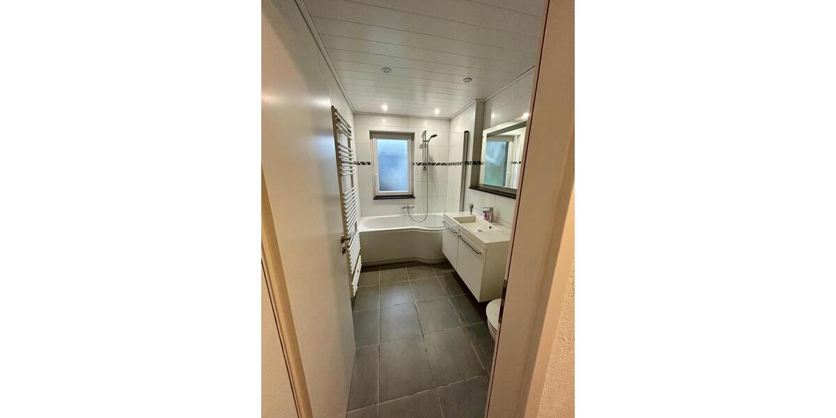 Reihenhaus Siegburg - 4 Zimmer, 94 m&sup2;, 1.065&euro; | Angebot:25254948