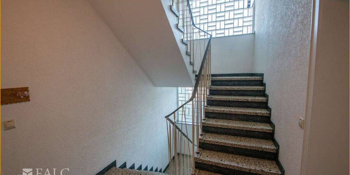 Etagenwohnung Viersen Stadtmitte - 1 Zimmer, 46 m&sup2;, 650&euro; | Angebot:26798417