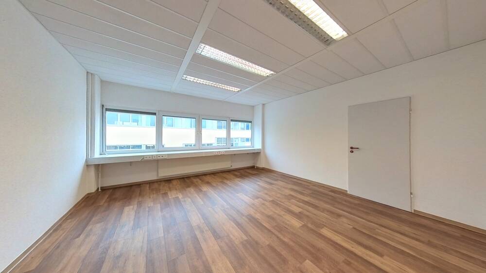 Gewerbeobjekt Hutthurm - 1.400&euro; | Angebot:25775088