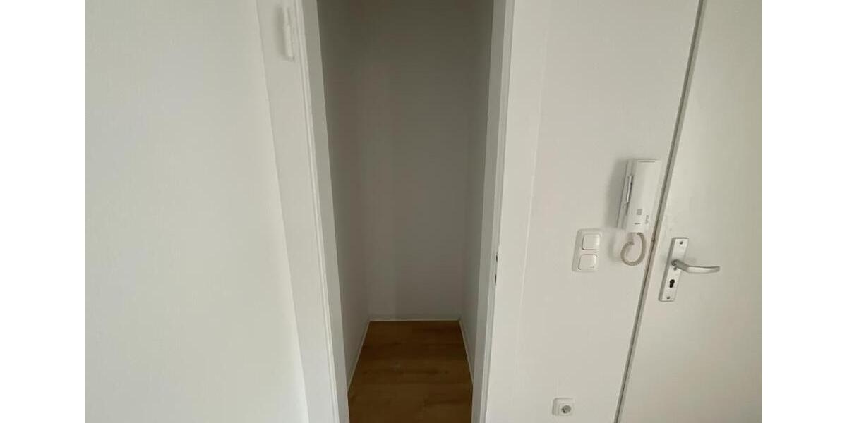 Etagenwohnung Wilhelmshaven - 3 Zimmer, 63 m&sup2;, 449&euro; | Angebot:26639304