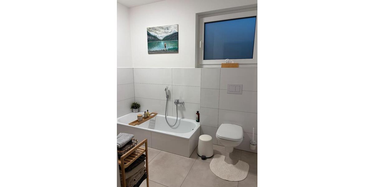 Etagenwohnung Blomberg - 2 Zimmer, 63 m&sup2;, 365&euro; | Angebot:25017084