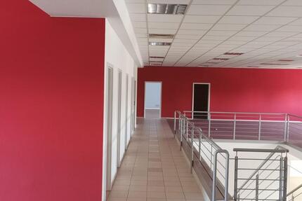 BüroPraxisräumeAtelierLoft Apartment mit Parkplätzen zimmer