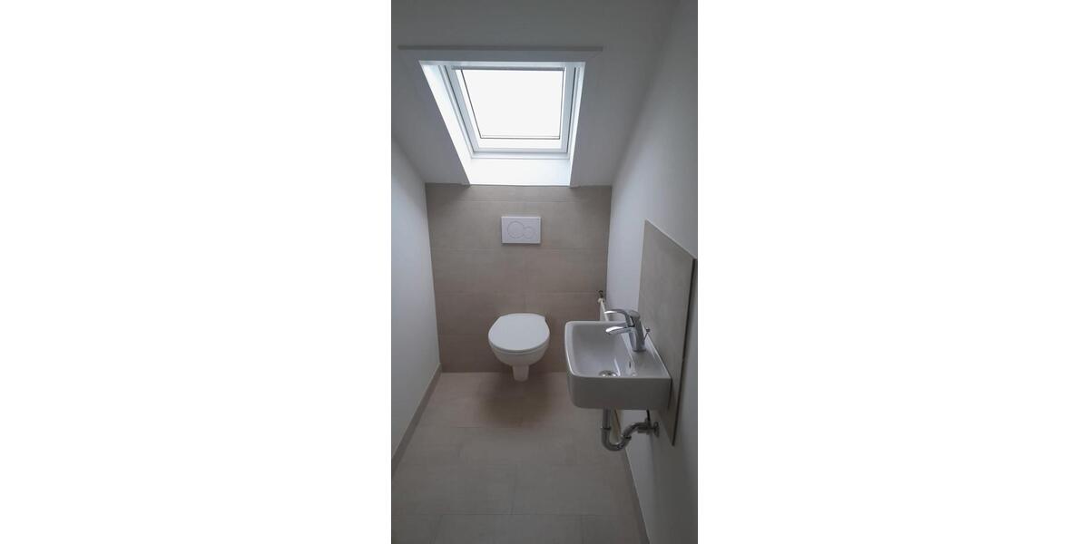 Dachgeschoßwohnung Abensberg - 3 Zimmer, 80 m&sup2;, 720&euro; | Angebot:26022283