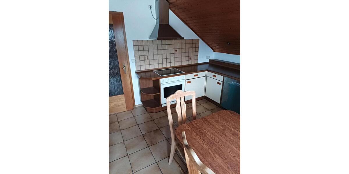 Dachgeschoßwohnung Lohr am Main - 3 Zimmer, 63 m&sup2;, 850&euro; | Angebot:24742150