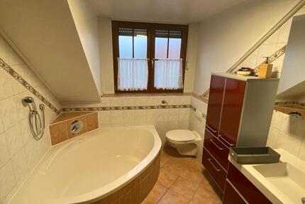 Wohnung Burgheim - 4 Zimmer, 115 m&sup2;, 1.350&euro; | Angebot:23804526